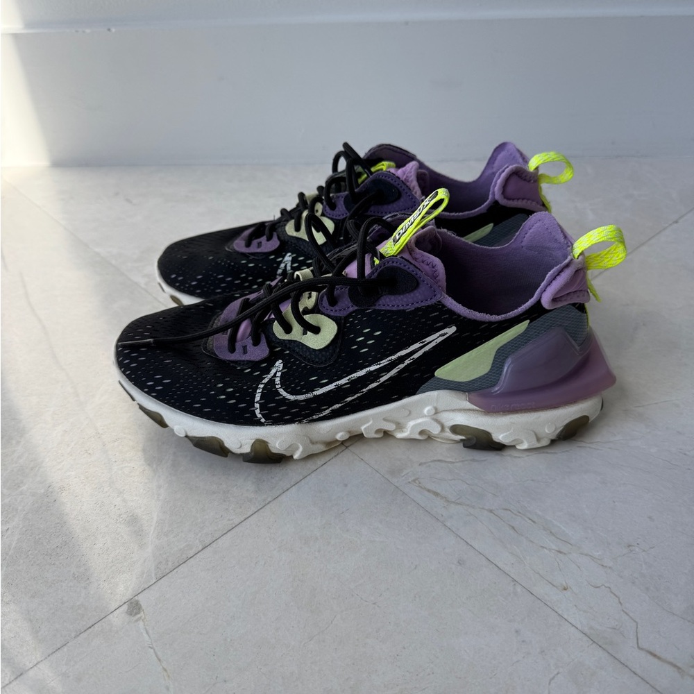 Nike Athletic Shoes Black and Purple
